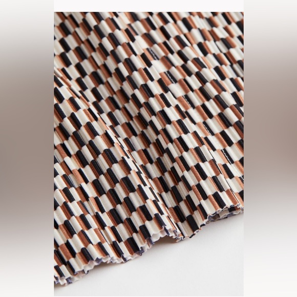 Textured Jersey button up shirt H&M NWT - Picture 5 of 6